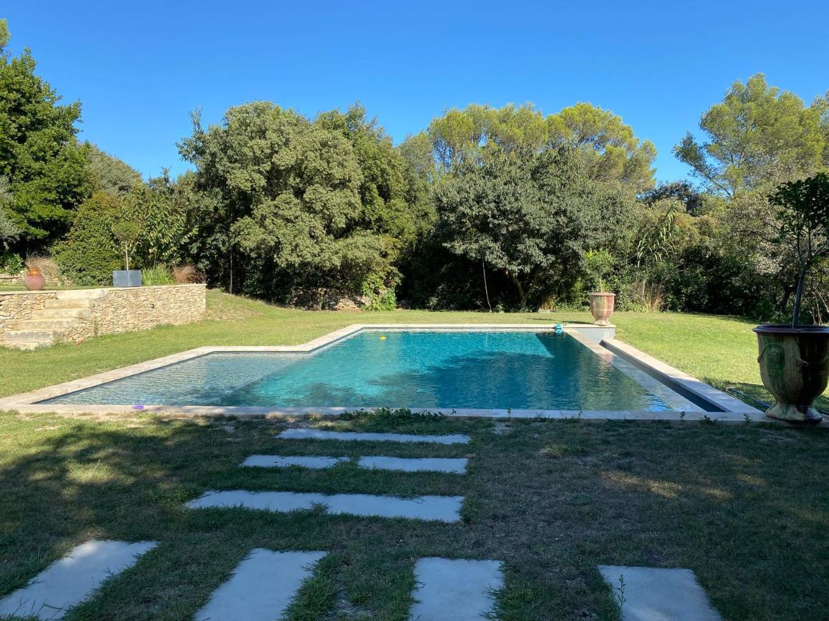 Charmant Mazet Nîmes Exterior foto